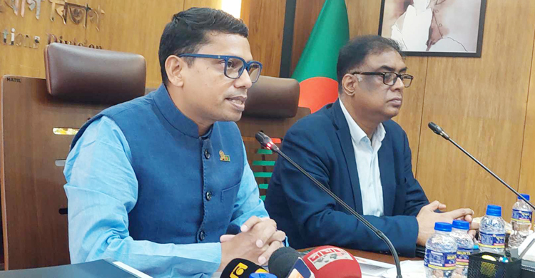 আগামী ৩১ দিন সতর্কতার সঙ্গে টেলিযোগাযোগ কর্মকর্তাদের দায়িত্ব পালন করতে হবে: পলক